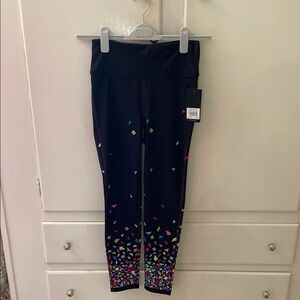 Peach Confetti Print Black Elation 7/8 length Leggings size Small NWT